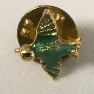 Vintage 1980s Flying Green Bird Lapel Hat Pin Brooch